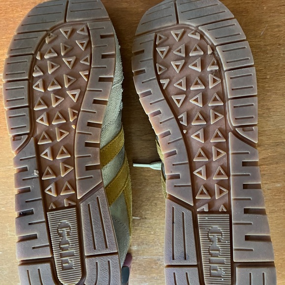 Gola Classics Women’s Daytona Blaze Sneaker — Size 9 - Picture 11 of 11